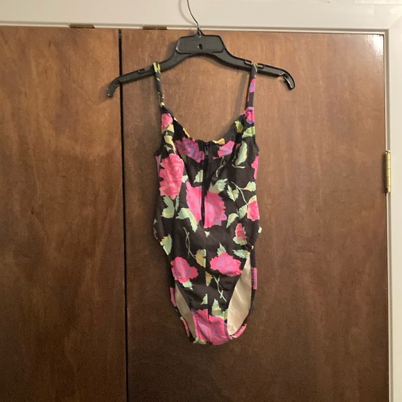 UjENA Vibrant Floral Swimsuit - Picture 1 of 4